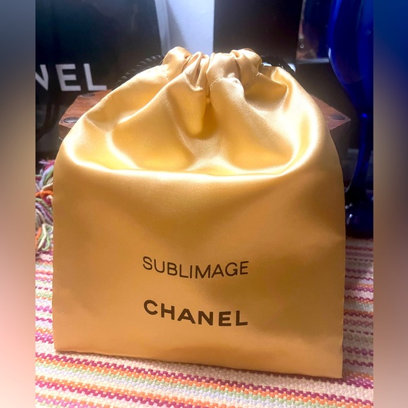 CHANEL SUBLIMAGE Pouch + Le Crème samples NWOT - Picture 5 of 5